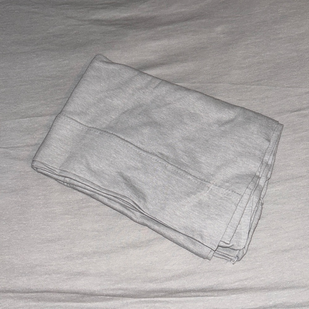 2 pillow cases